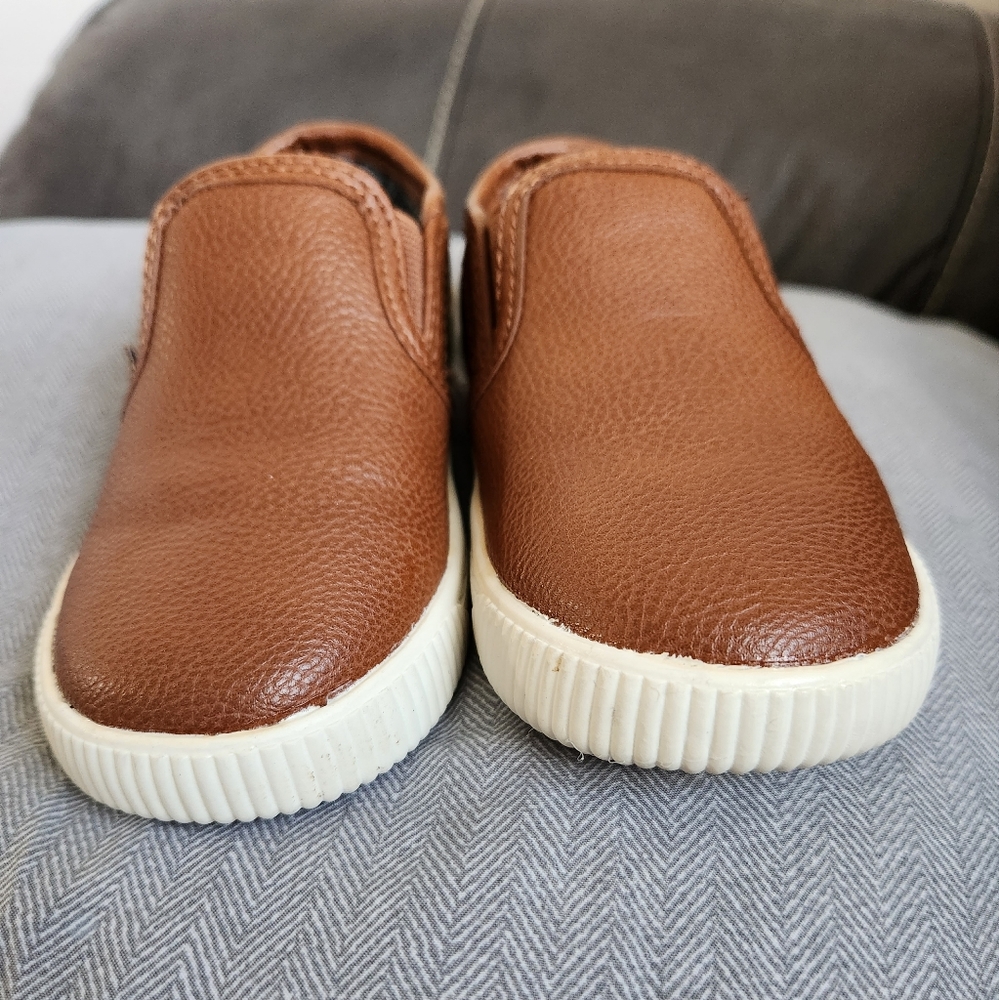 Carter's Ricky Slip-On Sneaker - Picture 2 of 5